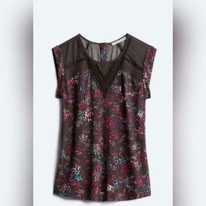 Daniel Rainn: Lace Detail Knit Top